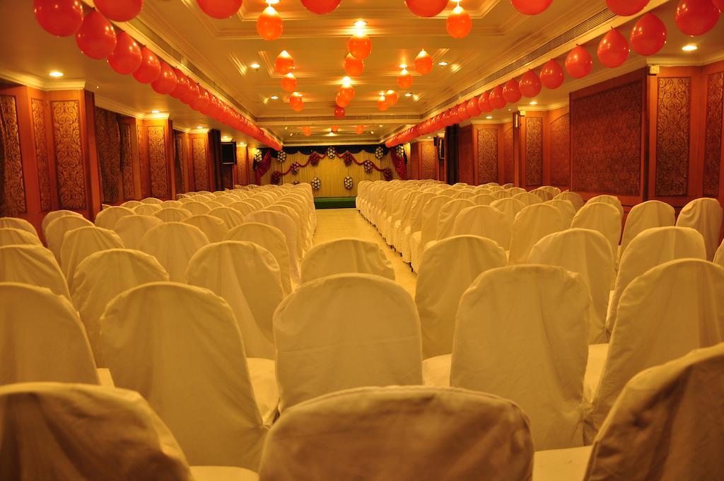 Royal Fort Hotel Visakhapatnam Exterior foto