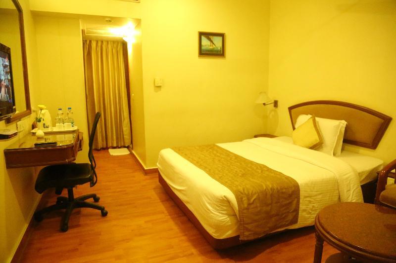 Royal Fort Hotel Visakhapatnam Exterior foto