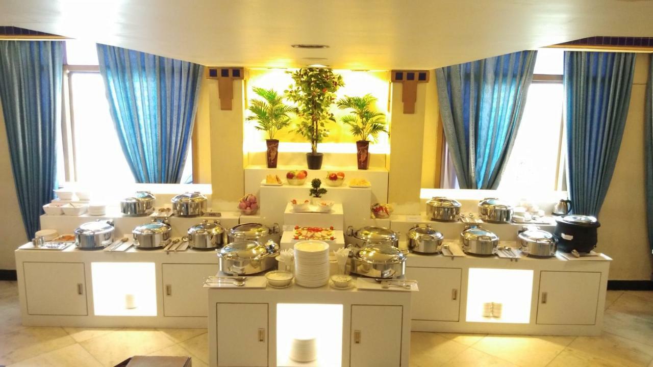 Royal Fort Hotel Visakhapatnam Exterior foto